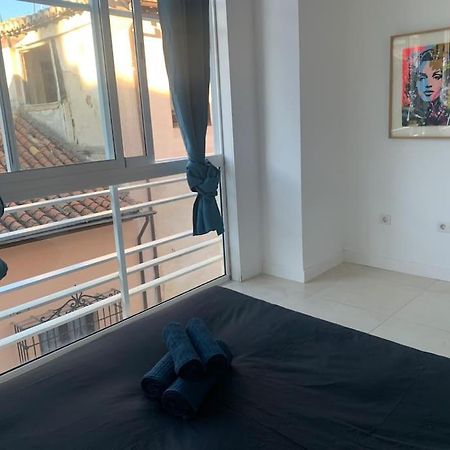 Appartement Spacious Loft / Literally At The Foot Of Alhambra à Grenade Extérieur photo